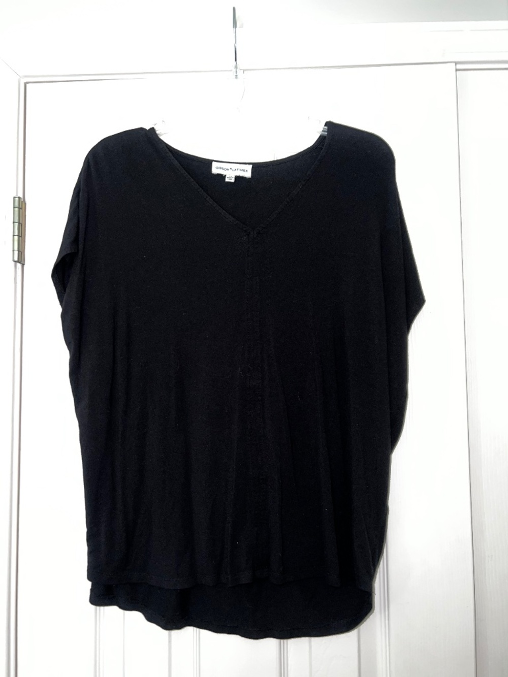 Gibson Latimer Medium Black Casual top
